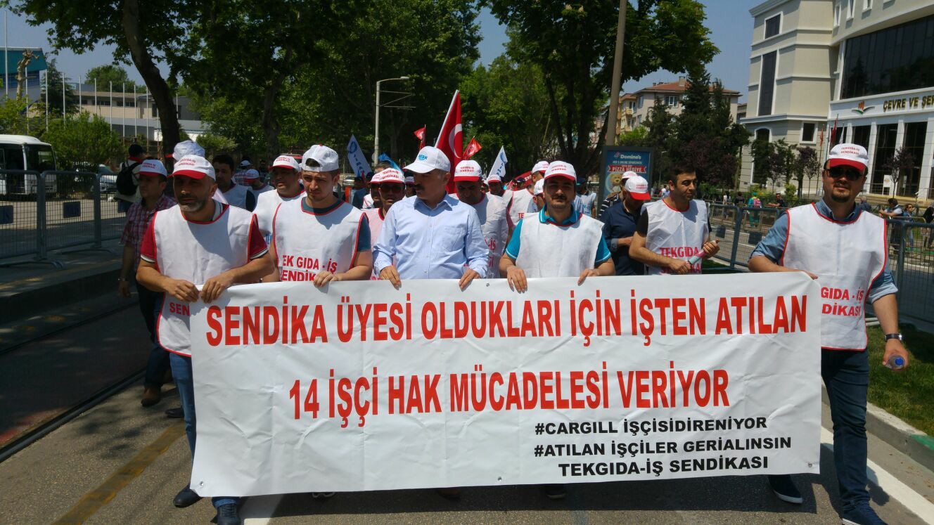 Cargill işçisi yürüyor Cargill işçisi İstanbul'a yürüyor