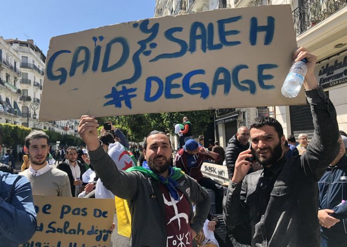 Cezayir devrimi yol ayrımında 29 Mart 2019 Cezayir devrimi yol ayrımında 29 Mart 2019