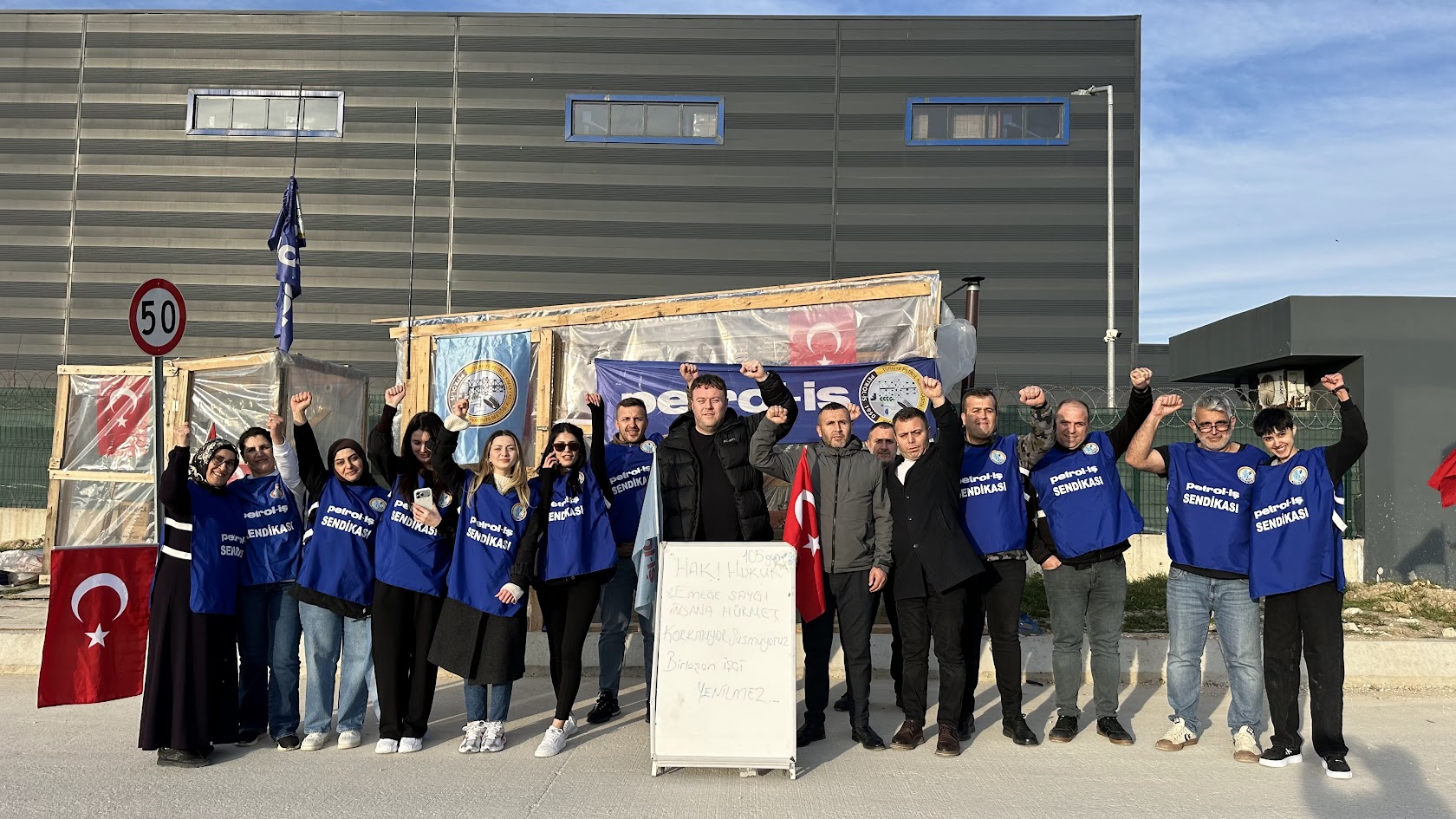 SubMed direnişinden Tülay Koçak: Merhaba emeğin ve emekçinin yanında duran kardeşlerim