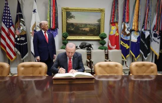 Burjuva partilerinin Amerikancılık yarışı!