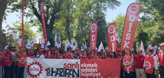 DİSK’in Ankara’ya taşınması kadar kötü olan şey bu kararın tartışılmasının ve eleştirilmesinin engellenmesidir