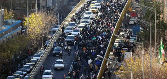 İran halkı ekmek ve hürriyet için ayakta