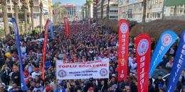 İzmir Büyükşehir Belediyesi’nde işçi düşmanlığında geri adım: İşçiler işe iade edildi!