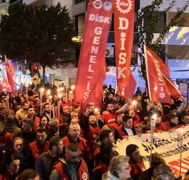İşçi düşmanı Cemil Tugay yenilecek, direnen belediye işçileri kazanacak!
