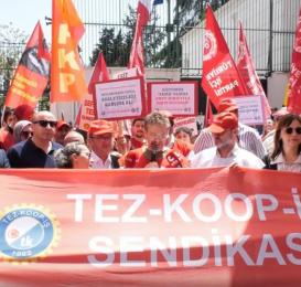 Özel İtalyan Lisesi grevi 100. Günü: Yaşasın emeğimiz, yaşasın öğrencilerimize duyduğumuz sarsılmaz sevgi!