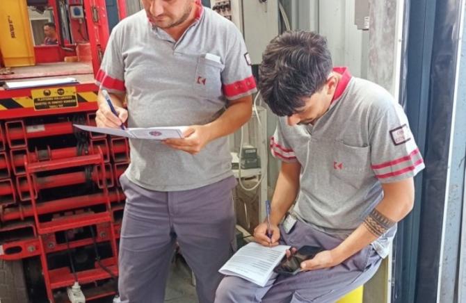 Bursa OYAK Renault’dan bir işçi: Metal işçisine sefaletin şıkkını seçtiriyorlar!