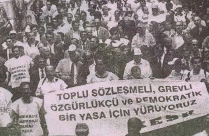 KESK’in 30 yıllık tarihi müzakere ile değil, mücadele ile yazılmıştır. KESK, fabrika ayarlarına dönmelidir!