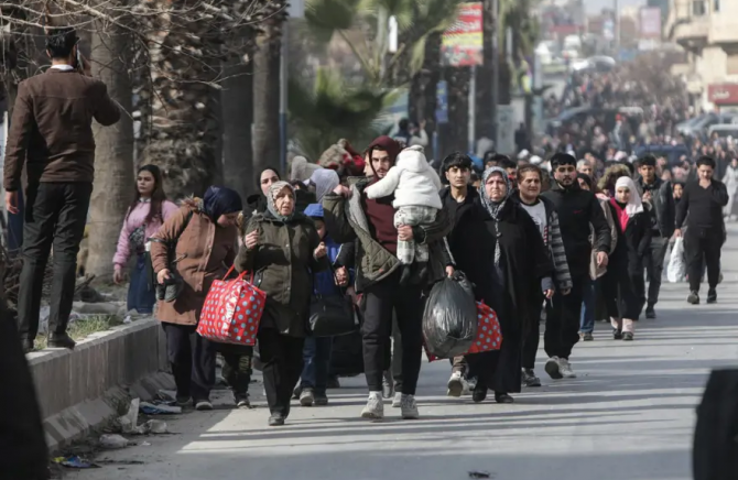 Suriye’de kravatlı tekfirciler suç işlemeye devam ediyor! Emperyalizmin himayesi korumuyor silahsızlandırıyor!