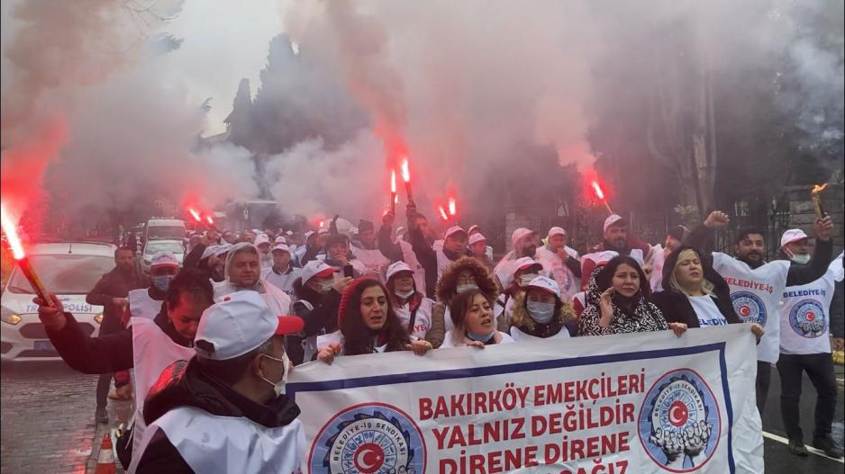 Bakırköy Belediyesi işçileri geri adım atmıyor, grevlerini kararlılıkla sürdürüyor!