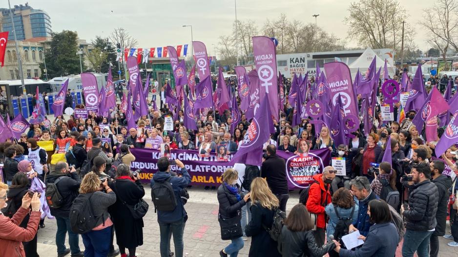 Kadın Cinayetlerini Durduracağız Platformu kapatılamaz!