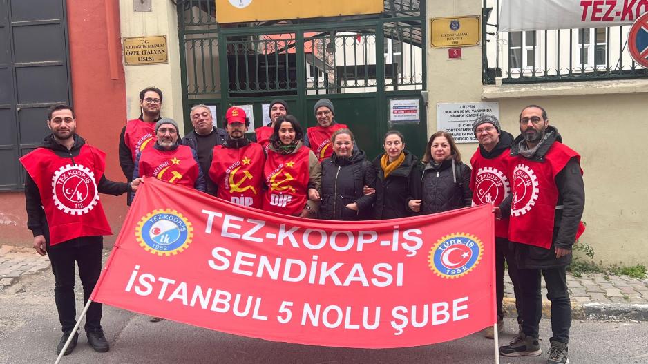 Özel İtalyan Lisesi öğretmenlerinin haklı grevi iki aydır sürüyor!