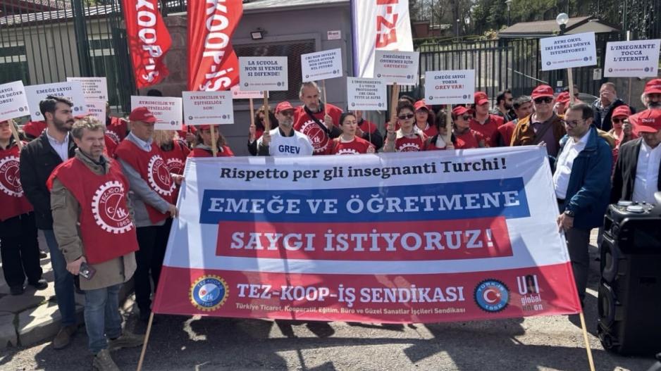 Özel İtalyan Lisesi öğretmenleri 3 aydır greve devam ediyor!